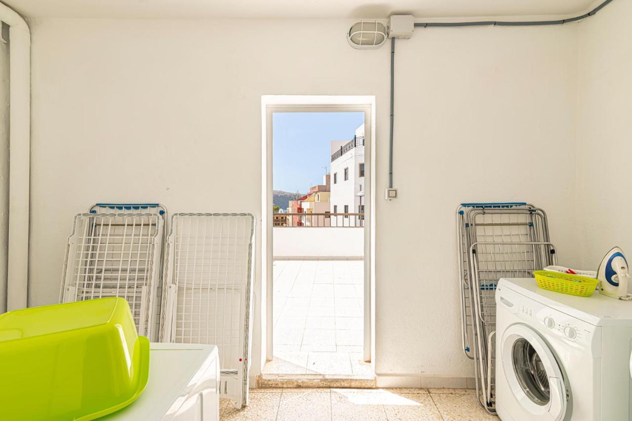 Apartamentos En El Centro De Los Cristianos Arona (Tenerife) Exterior foto
