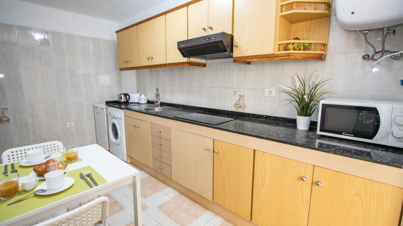 Apartamentos En El Centro De Los Cristianos Arona (Tenerife) Exterior foto